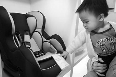 兒童安全座椅差價高達200倍 消費者稱看不懂