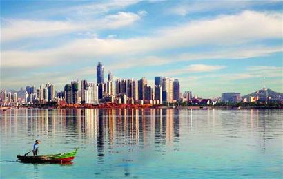 西海岸全力構建一核雙港九灣六區格局