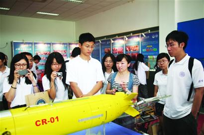 北大清華50名博士來青島挑工作 看中藍色經濟發展前景