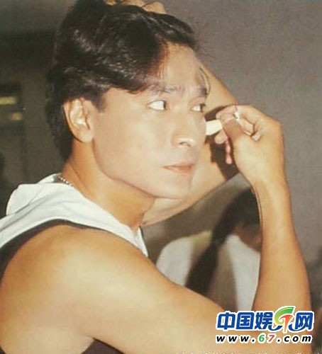 明星成名前職業曝光 劉德華是理發師金城武當跟班