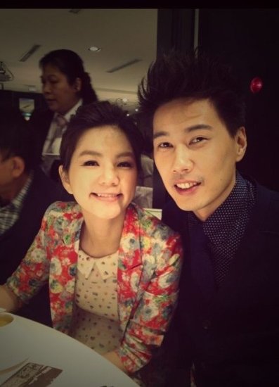 Ella老公事業下滑離職