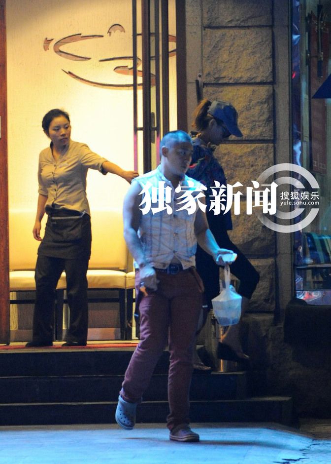 寧靜酒店開房孫儷柳巖美艷現身