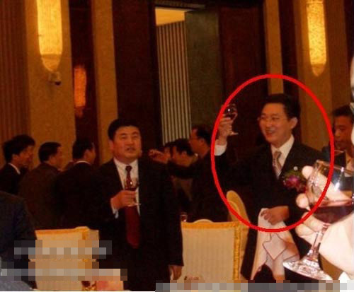 細數當紅女主播背后的男人 董卿將嫁入豪門做后媽