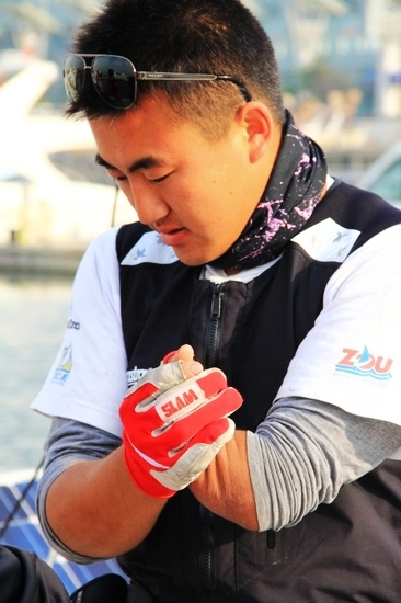 青島獨臂哥揚帆環(huán)游中國海