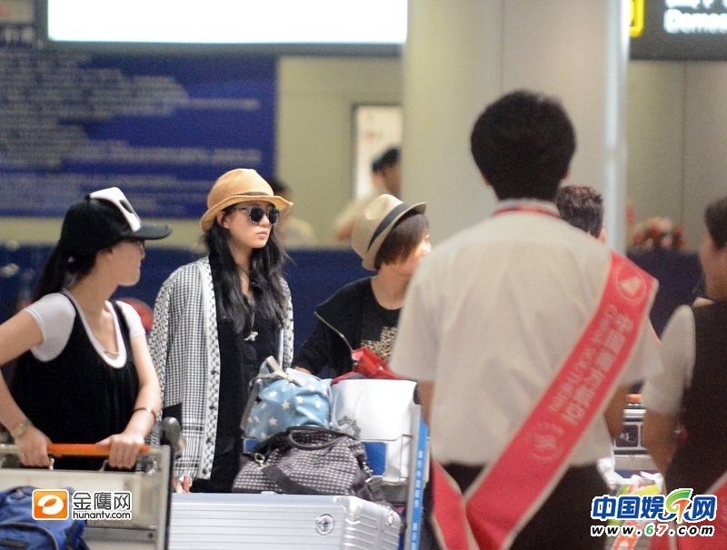 李湘愛(ài)女超大牌 吳樾與男伴按摩性取向受質(zhì)疑