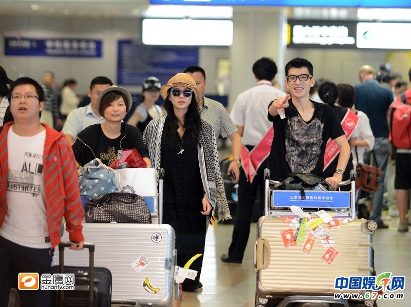 李湘愛女超大牌 吳樾與男伴按摩性取向受質疑