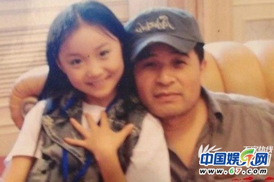 明星父女合影盤點 張鐵林吳宗憲愛女長相驚艷