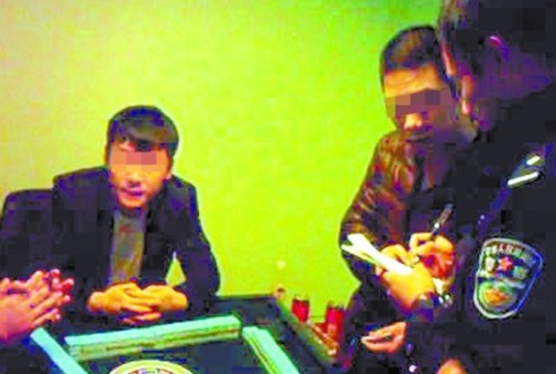 眼鏡男專偷女士絲襪內衣 治安清查抓獲69嫌犯