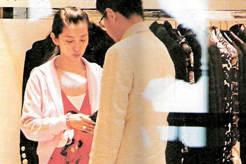 袁詠儀每月包養費50萬 女星釣上地產商一夜暴富(圖)