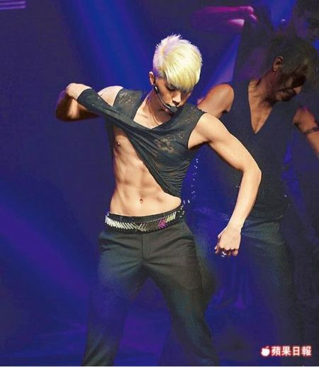 周杰倫新專輯造型遭網友批：抄襲吳克群模仿佑榮