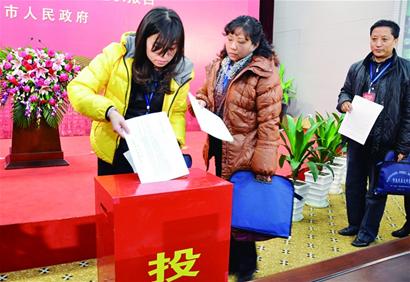 為期兩天的政府部門一把手述職評議昨結束