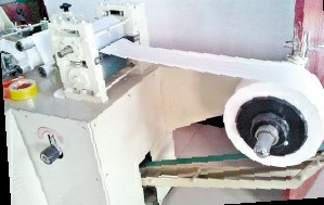 記者臥底揭秘劣質紙 衛(wèi)生許可證號是老板所編