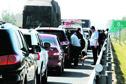 免費高速”？“車在 途”！