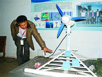 “水下風(fēng)車”一轉(zhuǎn)家里電燈亮了 “水下風(fēng)車”一轉(zhuǎn)家里電燈亮了