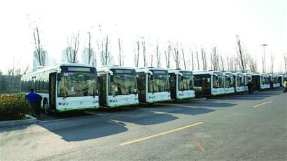 打破原黃島區和原膠南市公交互不相通尷尬局面 明起運行全為無人售票、票價1元