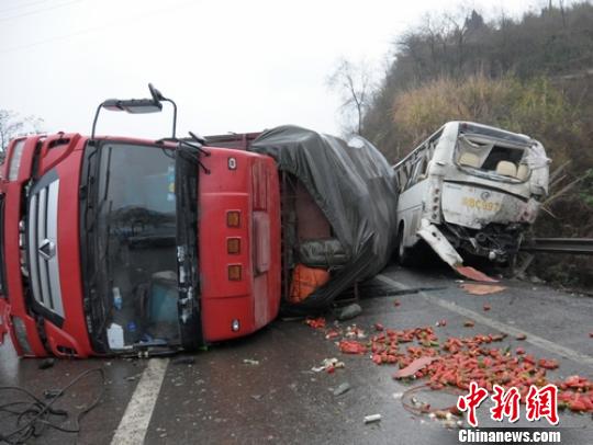 事故現場之一。 蒲雪峰 攝