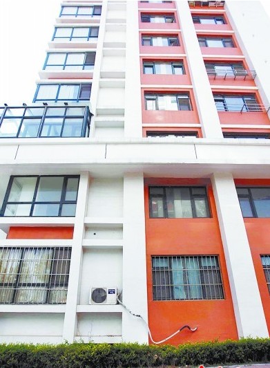 80后家政女工遭雇主強奸 衛生間悲慘墜亡 80后家政女工遭雇主強奸 衛生間悲慘墜亡