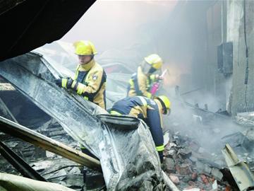 工廠停電車間發(fā)火 千平米車間燒了個精光 工廠停電車間發(fā)火 千平米車間燒了個精光