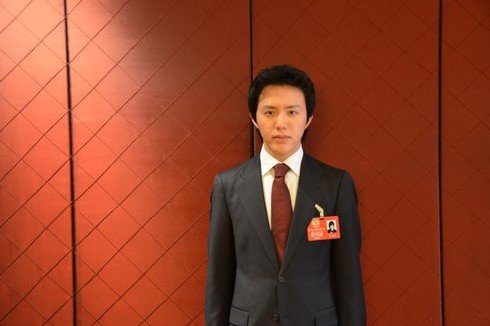李云迪當選重慶市政協常委:我將盡我所能擔責