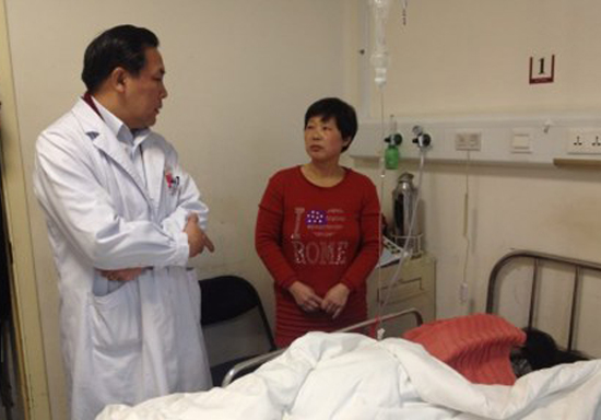 青島女孩北京墜樓 愛心網友微博救助 青島女孩北京墜樓 愛心網友微博救助