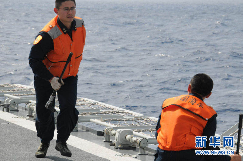 海軍遠海訓練編隊圓滿完成訓練任務返回青島