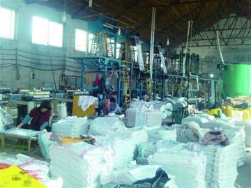 “前世”農藥瓶“今生”食品袋