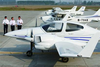 想沖上云霄?自掏學(xué)費(fèi)80萬 想沖上云霄?自掏學(xué)費(fèi)80萬