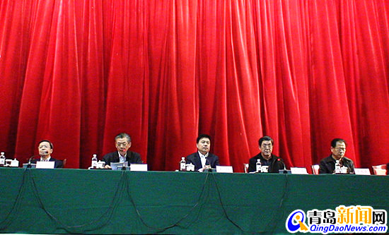 3月22日，全市關工委工作會議在八大關小禮堂召開