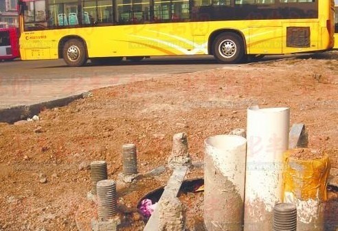 青島4G網絡基本建成 4月將在316路公交上試點 青島4G網絡基本建成 4月將在316路公交上試點